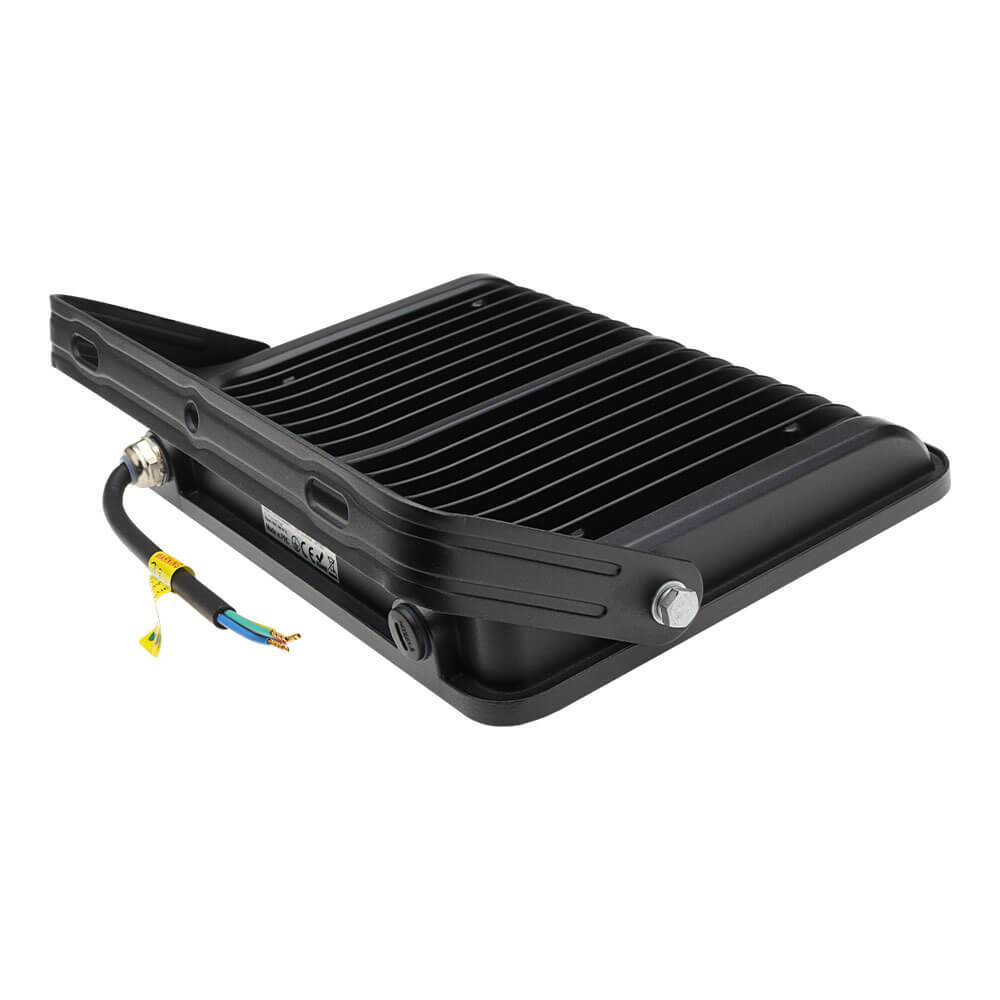 Led SMD Рефлектор ЦРНО ТЕЛО IP65 СО 15 CM КАБЕЛ 100W ТОПЛО БЕЛО
