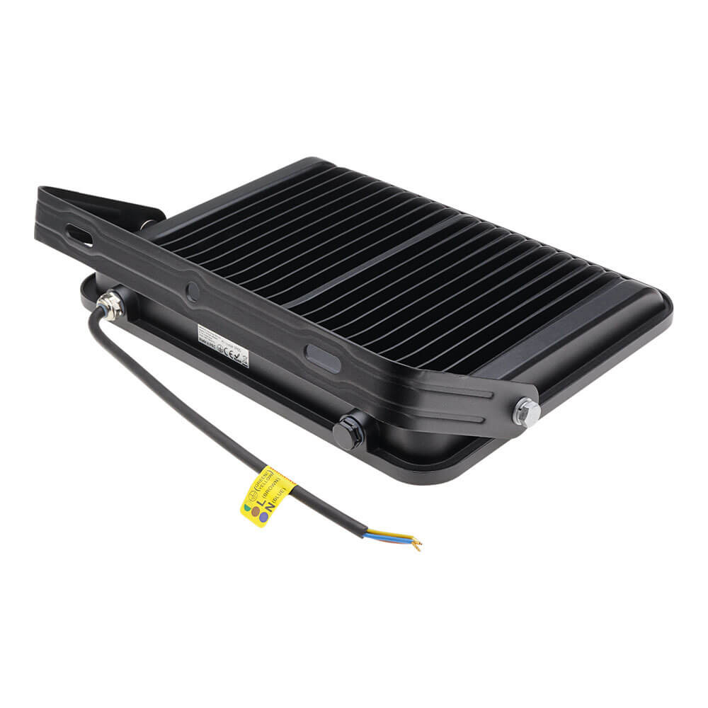 Led SMD Рефлектор ЦРНО ТЕЛО IP65 СО 15 CM КАБЕЛ 200W БЕЛА СВЕТЛИНА