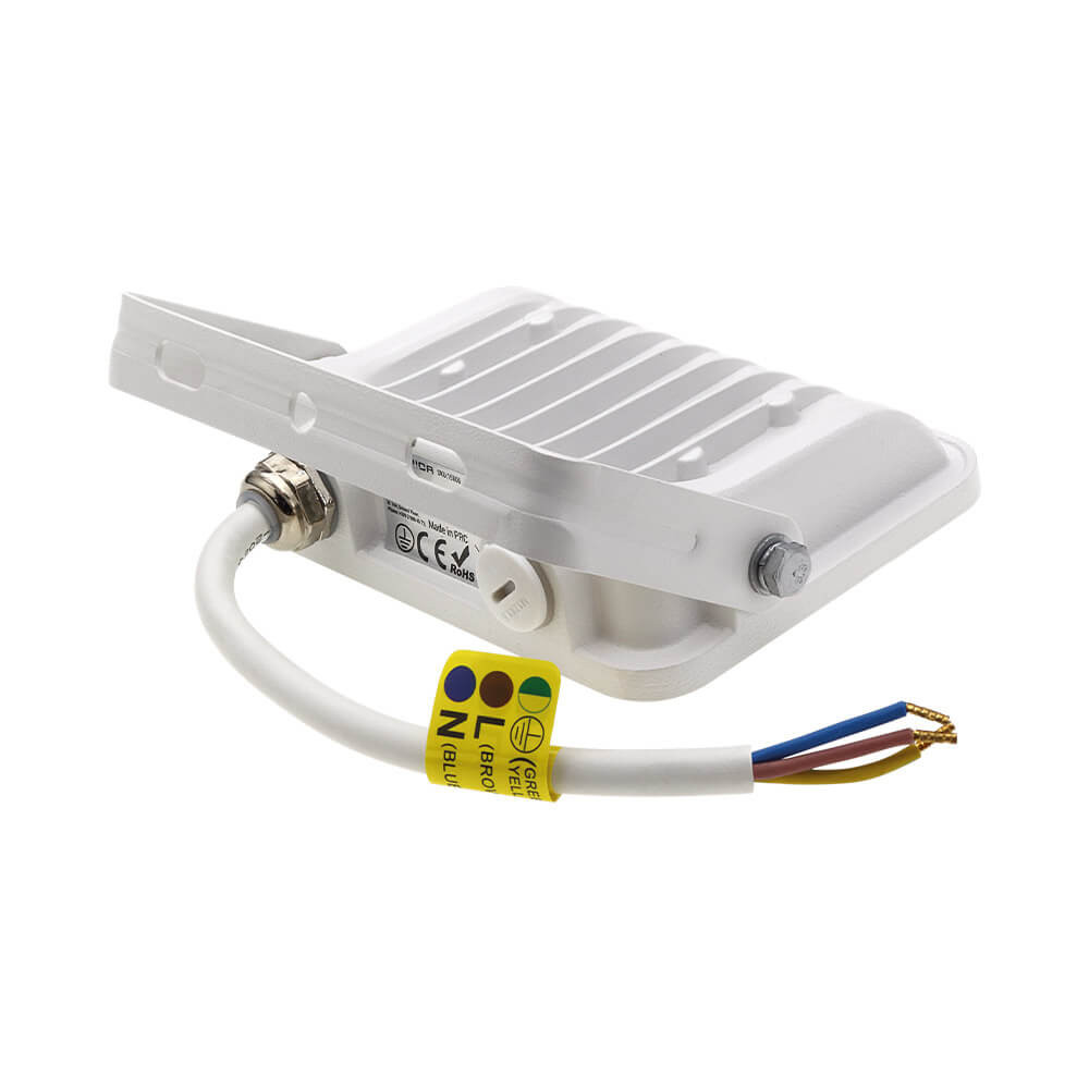 Led SMD Рефлектор БЕЛО ТЕЛО IP65 СО 15 CM КАБЕЛ 20W БЕЛА СВЕТЛИНА