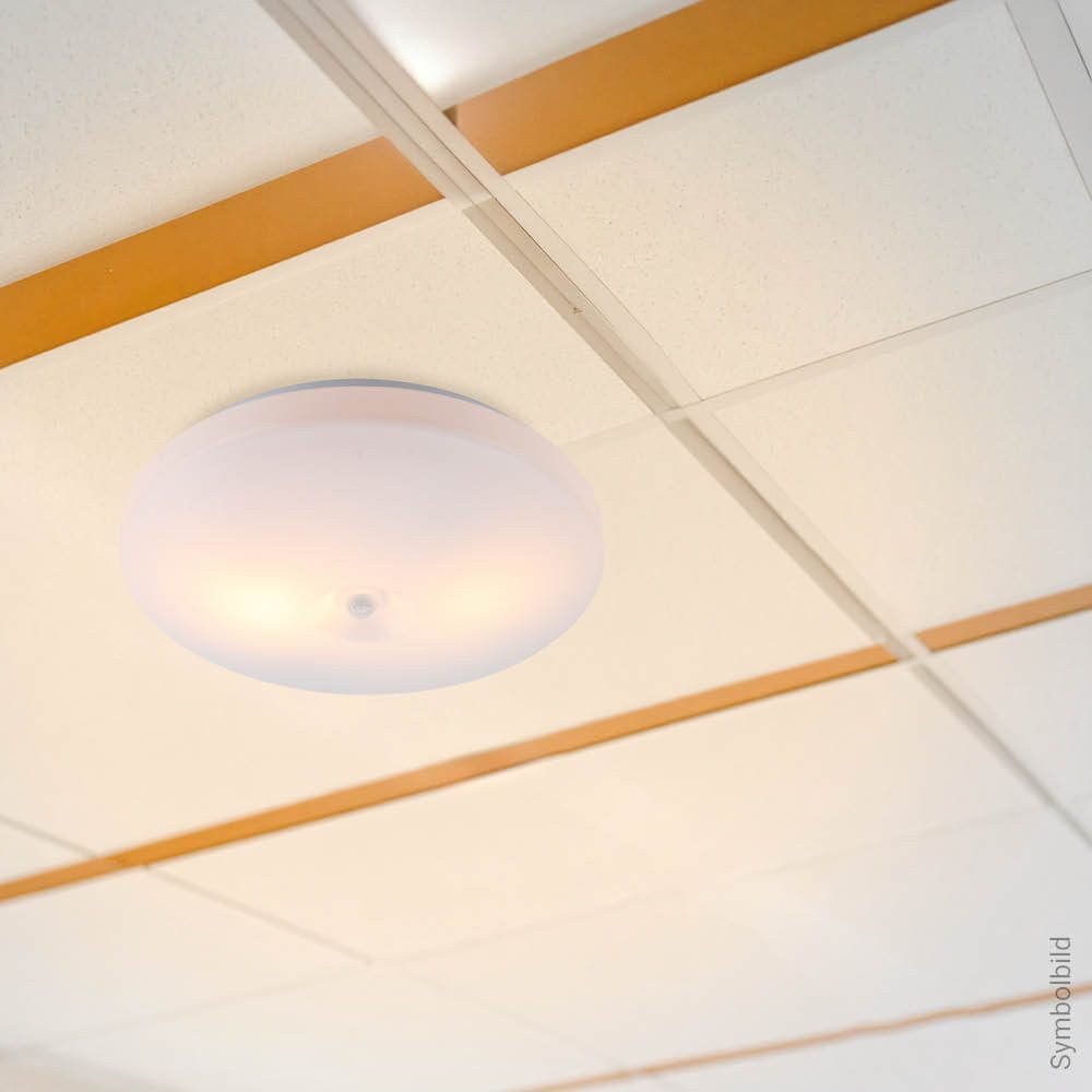 LED Надворешна Плафонска Светилка Бела PIR-SENSOR 2xE27 Фасонки