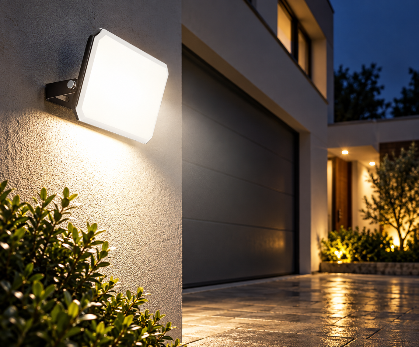 Led МЛЕЧНИ-ЛЕЌИ Рефлектор IP65 30W НЕУТРАЛНО БЕЛО
